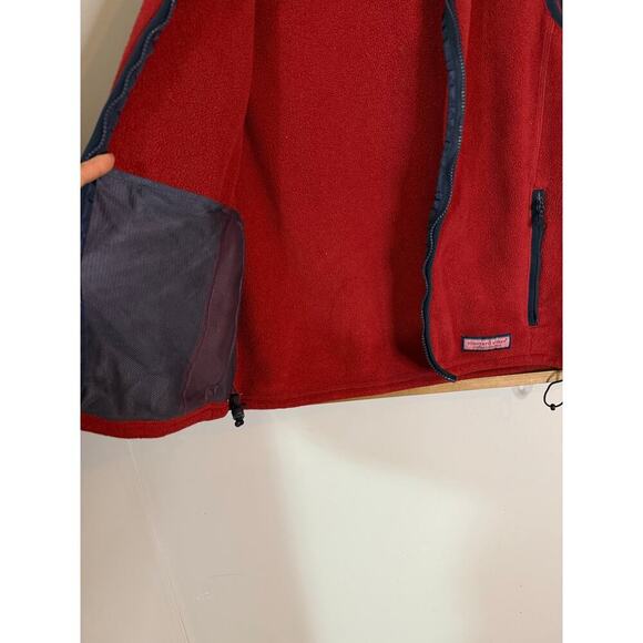 Vineyard Vines men’s red soft fleece full zip
Vest men’s size small - Picture 4 of 7